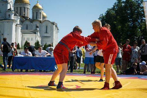 
<p>                                Во Владимире прошли состязания по самбо в рамках турнира «Богатырские игры»</p>
<p>                        