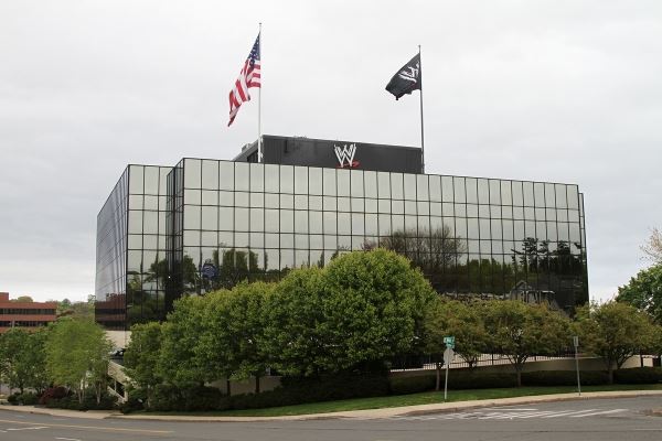 WWE и новая политика по кадрам